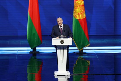 Лукашенко опроверг свое положение «под Путиным»