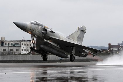Во Франции заявили об отсутствии планов выкупать истребители Mirage для Киева