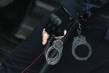 Безработного мужчину задержали за домогательства к 21-летней россиянке