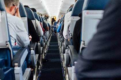 Пассажирка обвинила стюардессу в расизме из-за одного замечания