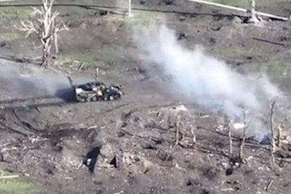 Российский танк выдержал попадания двух ракет ВСУ и продолжил движение