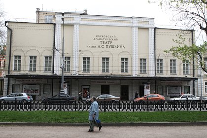 Рабочий обокрал театр имени Пушкина на 600 тысяч рублей