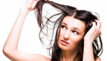 Волосы быстро пачкаются, нет объёма, приходится часто менять шампуни — что делать? Ответ от химика