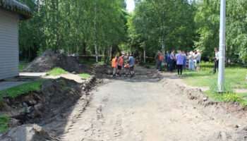 Сквер Попова благоустраивают в Петрозаводске