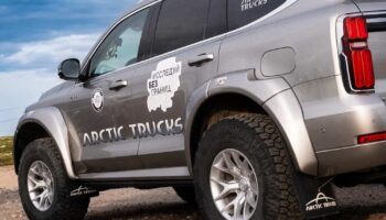 У китайского внедорожника Tank 500 в России появилась «хардкорная» версия от Arctic Trucks