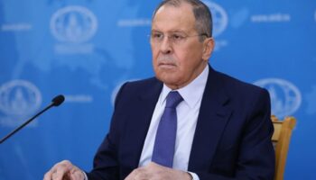 Лавров потребовал отмены всех санкций против России в обмен на прекращение конфликта